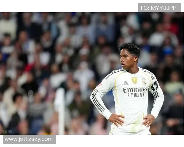 破晓之光，里昂新翼展翅——恩德里克租借加盟，法甲注入青春风暴！